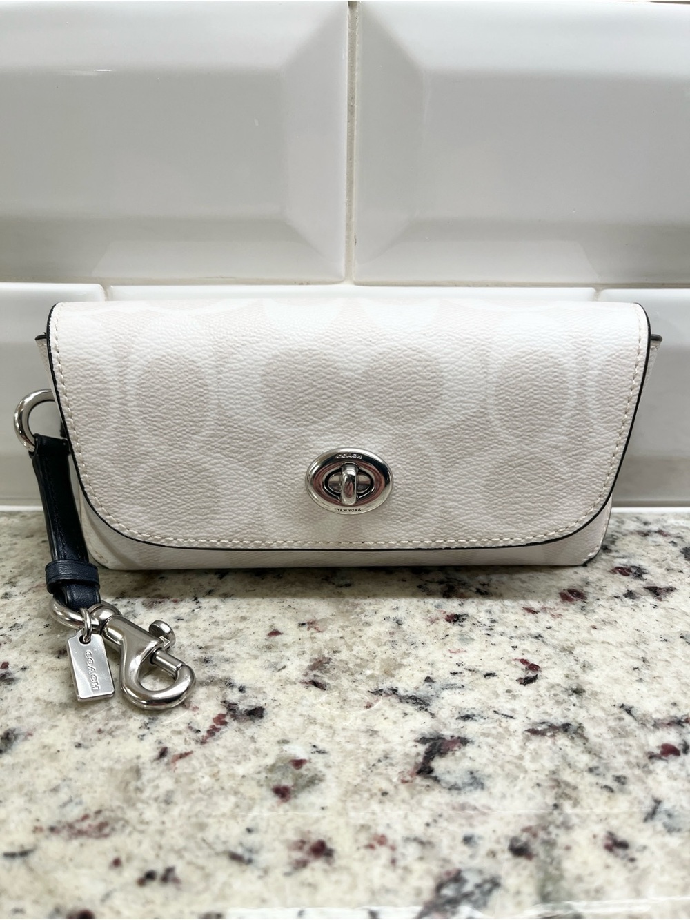 Coach Signature C Sunglass Case NWOT